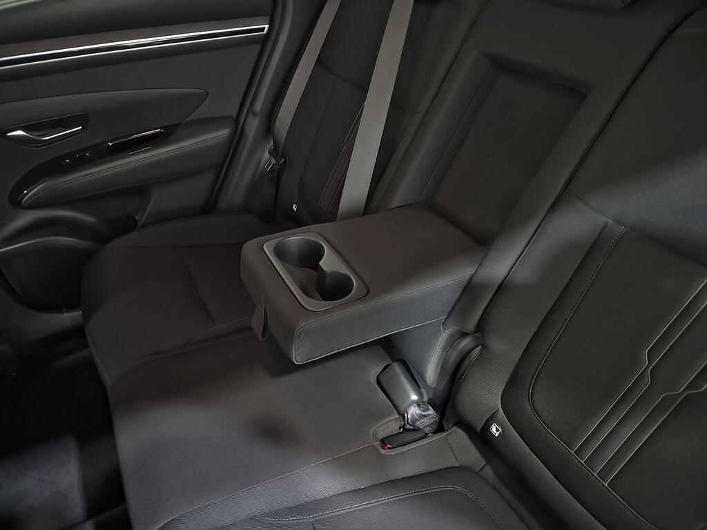 Hyundai Tucson 1.6 CRDI 100kW (136CV) 48V Tecno DCT 2C  //  70.992 km