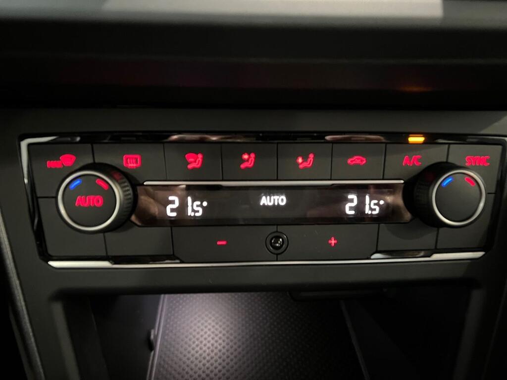 Volkswagen Polo GTI 2.0 TSI 147kW (200CV) DSG  //  29.782 km