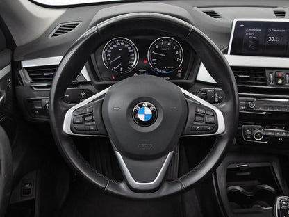 BMW X1 sDrive18i  //  71.441 km