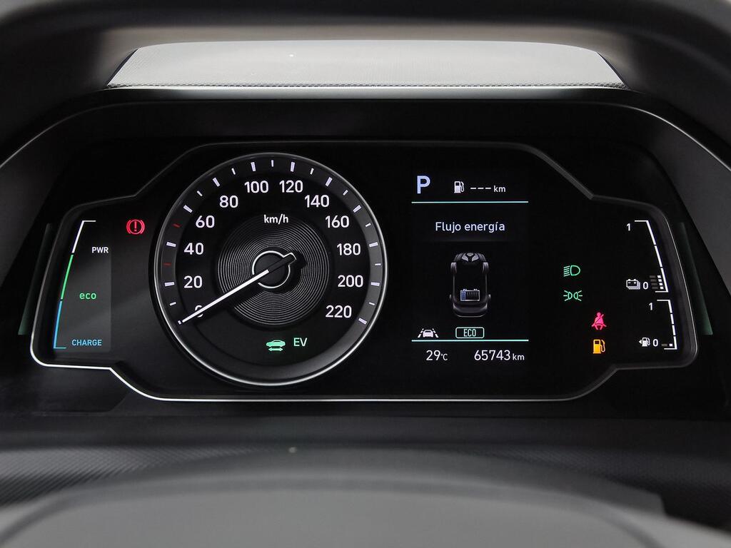 Hyundai IONIQ 1.6 GDI HEV Tecno DCT  //  78.240 km
