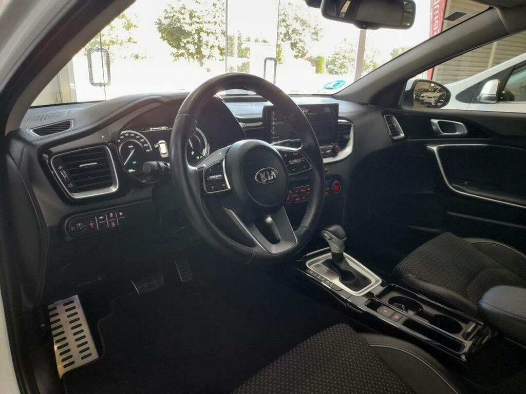 Kia Ceed Tourer 1.6 GDi PHEV 104kW (141CV) eTech  //  37.500 km