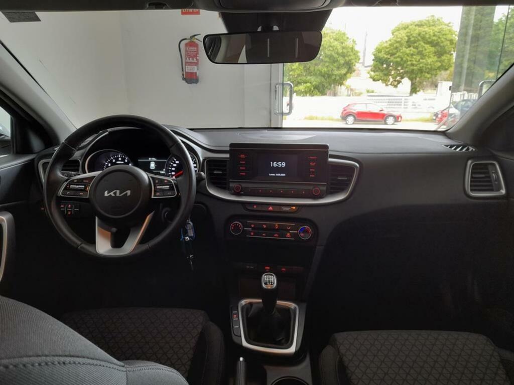 Kia Ceed 1.0 T-GDi 74kW (100CV) Concept //  1 km