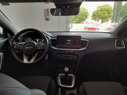 Kia Ceed 1.0 T-GDi 74kW (100CV) Concept //  1 km