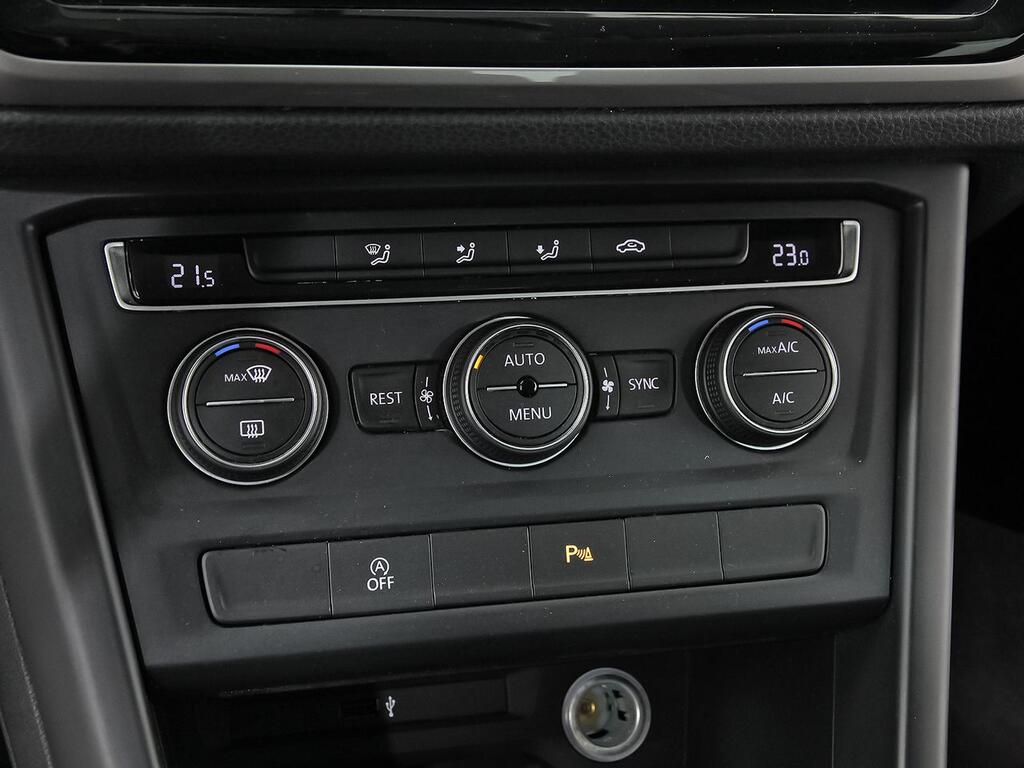 Volkswagen Touran Business 1.0 TSI 85kW (115CV)  //  45.990 km