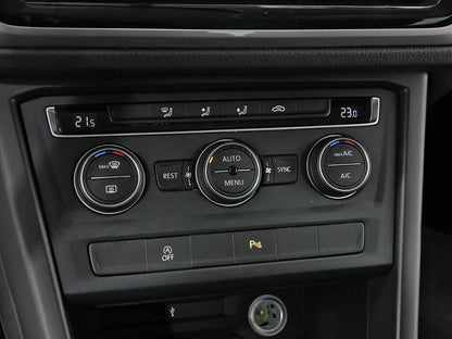 Volkswagen Touran Business 1.0 TSI 85kW (115CV)  //  45.990 km