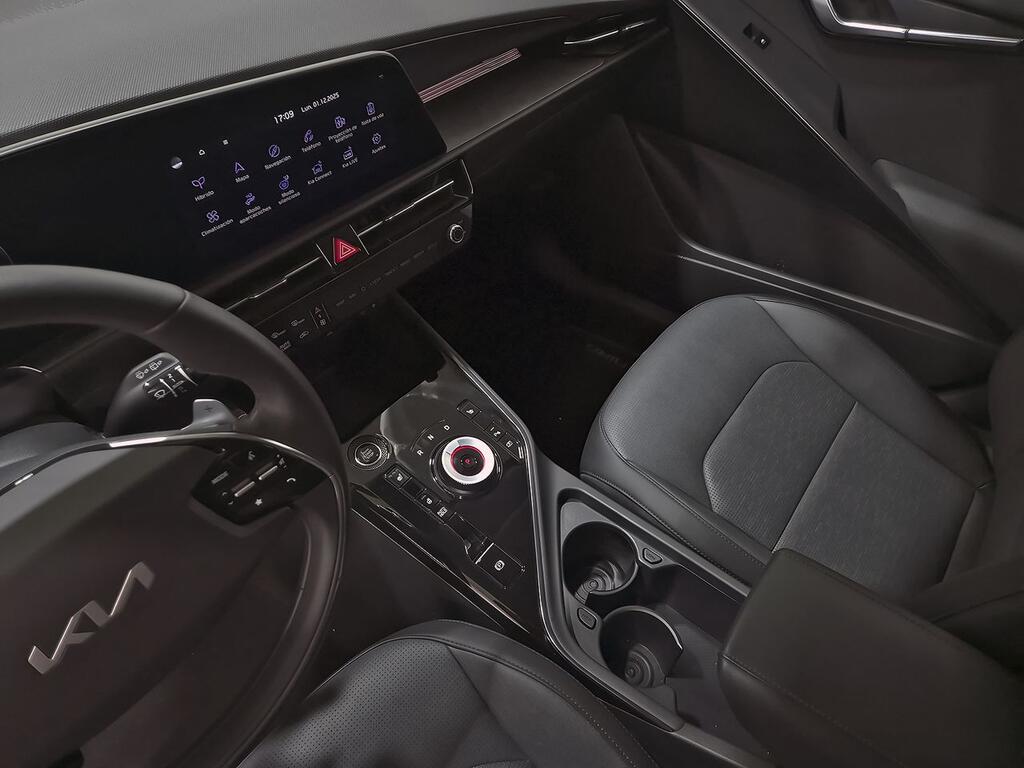 Kia Niro 1.6 GDi HEV 104kW (141CV) Emotion  //  24.500 km