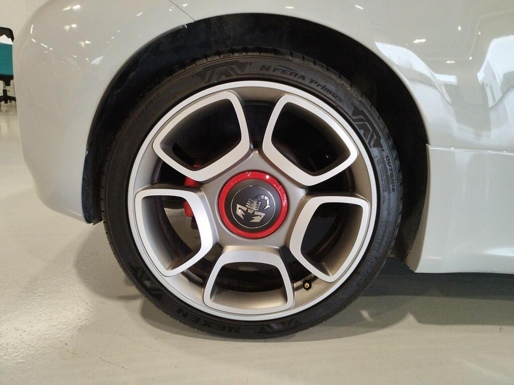 Abarth 500 595C Turismo 1.4 16v T-Jet 121kW E6D  //  70.450 km