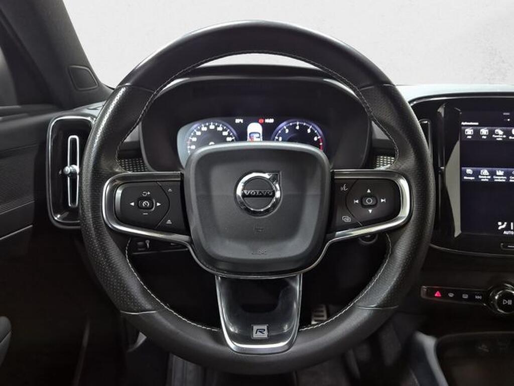 Volvo XC40 1.5 T3 R-Design (156cv) // 63.392km - 2019