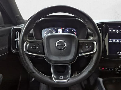 Volvo XC40 1.5 T3 R-Design (156cv) // 63.392km - 2019