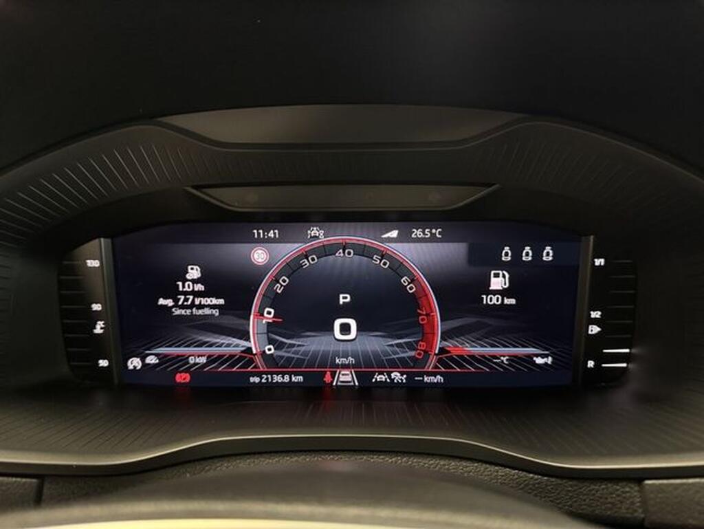 Skoda Karoq 1.5 TSI DSG Sportline (150cv) // 32.221km - 2025