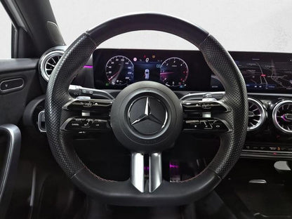 Mercedes Clase A A200d Auto. (150cv) // 50.099km - 2023