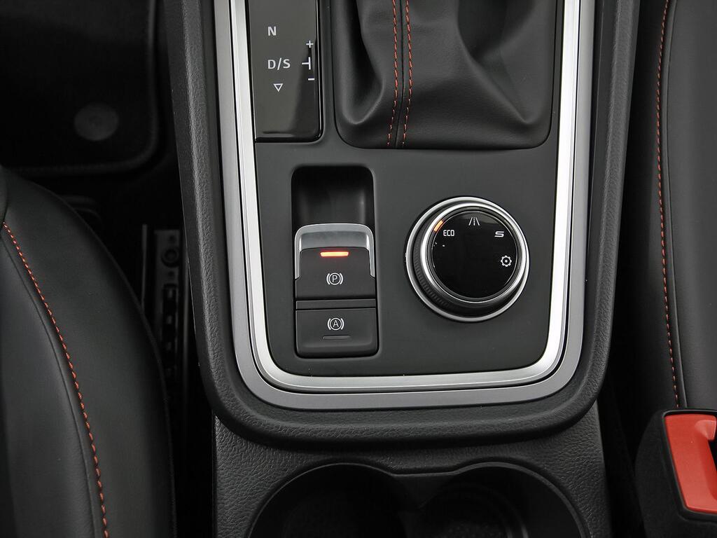SEAT Ateca 1.5 TSI 110kW DSG FR Special Edition   //  15.909 km