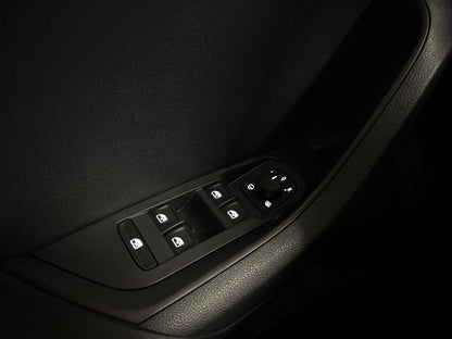 Skoda Karoq 1.5 TSI 110kW (150CV) DSG ACT Selection   //  18.855 km