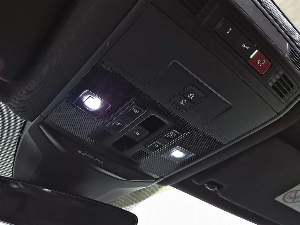 Volkswagen T-Roc Sport 1.5 TSI 110kW (150CV) DSG  //  42.009 km