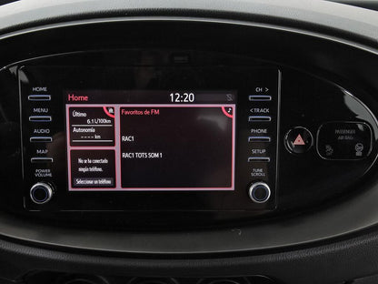 Toyota Aygo X Cross 1.0 VVT-I  Play  (72CV)  //  37.350 km