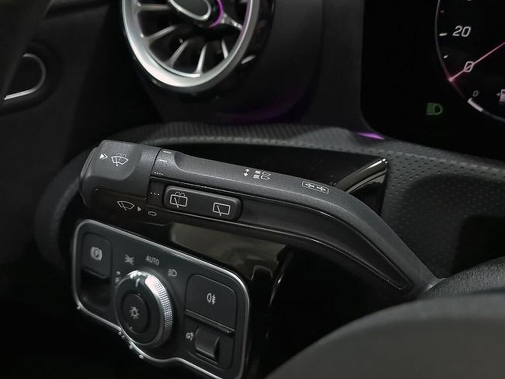 Mercedes Clase A A200d Auto. (150cv) // 50.099km - 2023
