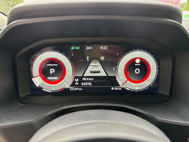 Nissan Qashqai DIG-T N-Connecta (140cv) // 22.229km - 2024