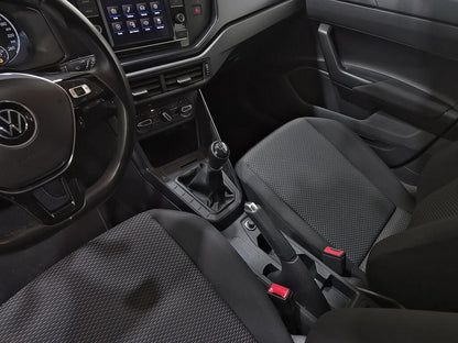 Volkswagen Polo advance 1.0 59kW (80CV)  //  70.431 km