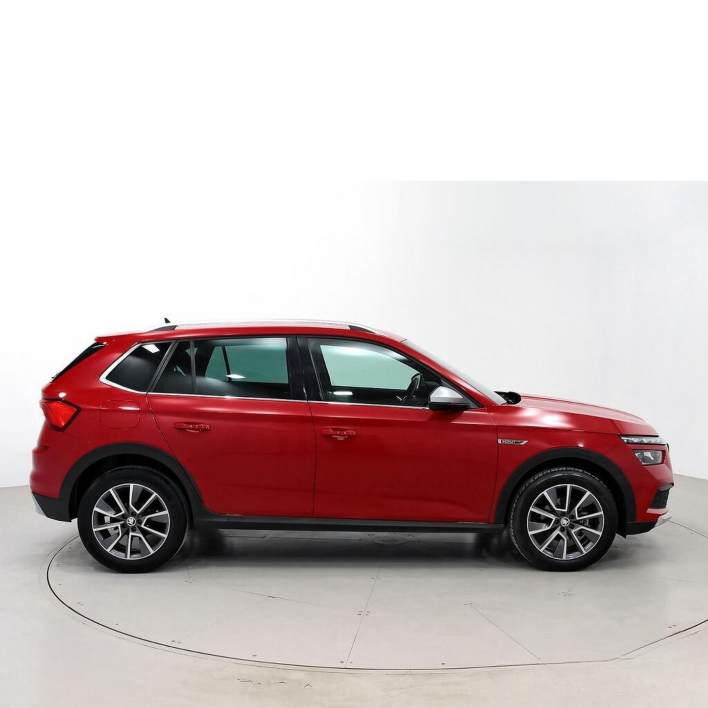 Skoda Kamiq 1.0 TSI 81kW (110CV) SCOUT //  73.118 km