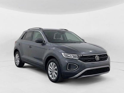 Volkswagen T-Roc Life 1.5 TSI DSG (150cv) // 61.049km - 2024
