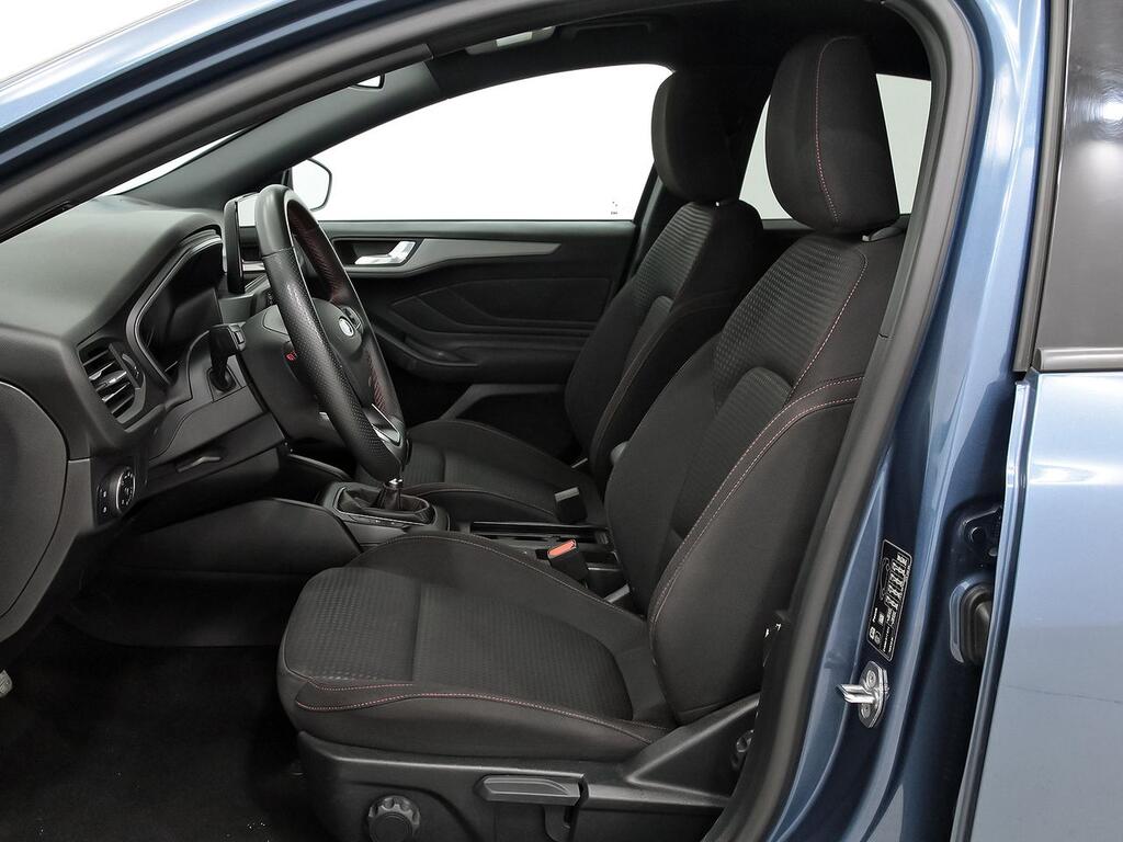 Ford Focus 1.0 Ecoboost MHEV 92kW ST-Line Style SIP //  55.229 km