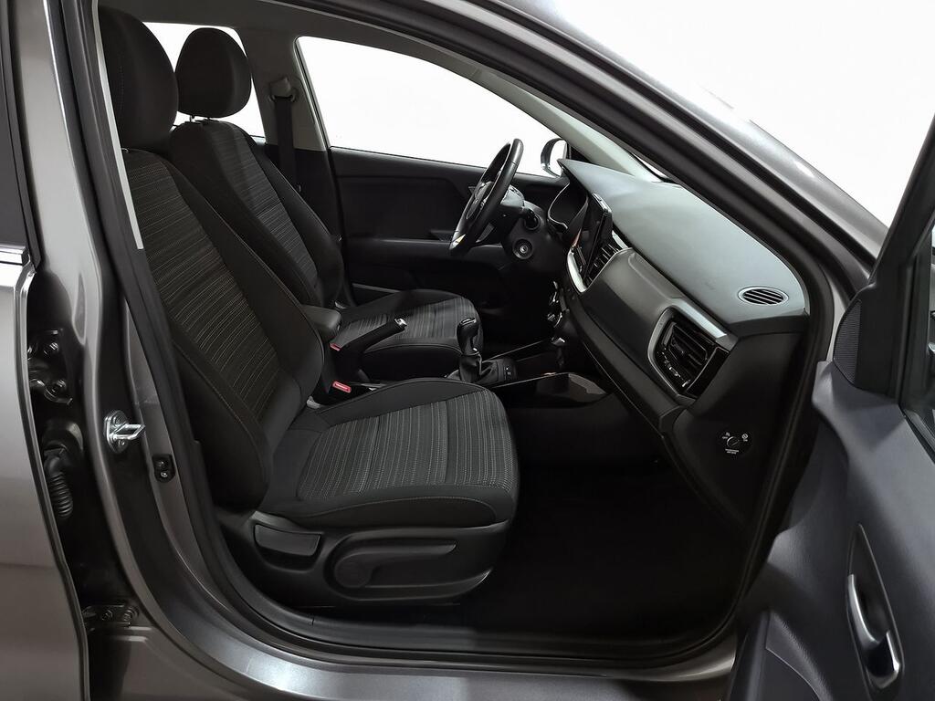 Kia Stonic 1.0 T-GDi 74kW (100CV) MHEV MT Drive  //  22.000 km