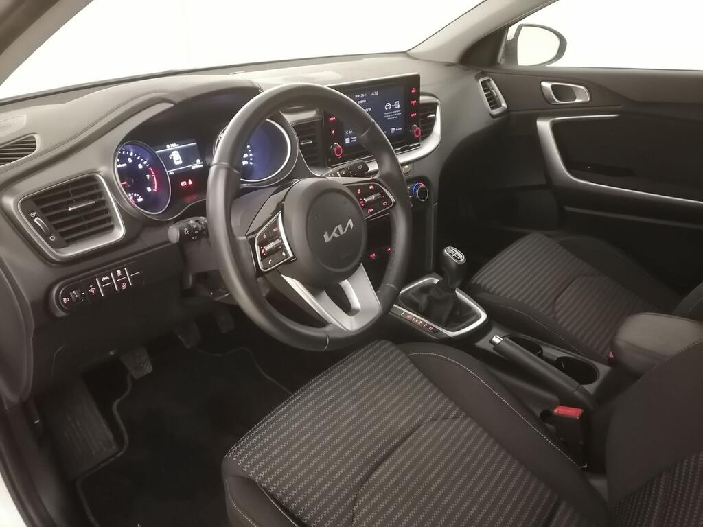 Kia XCeed 1.0 T-GDi Drive 88kW (120CV)  //  26.000 km
