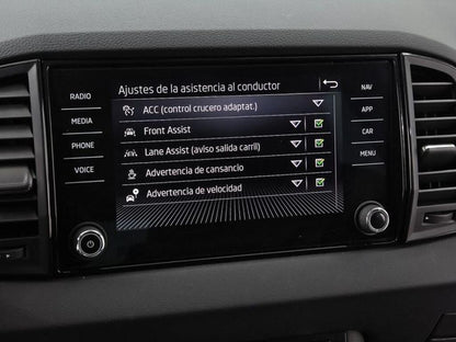 Skoda Karoq 1.5 TSI DSG Selection (150cv) // 28.000km - 2025