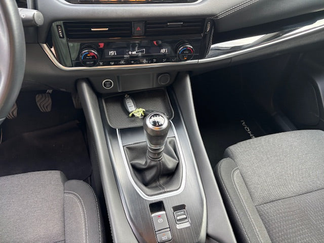 Nissan Qashqai 1.3 DIG-T N-Connecta (140cv) // 52.823 km - 2021