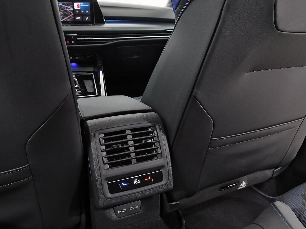 Volkswagen Golf R 2.0 TSI 235kW (320CV) 4Motion DSG  //  11.977 km
