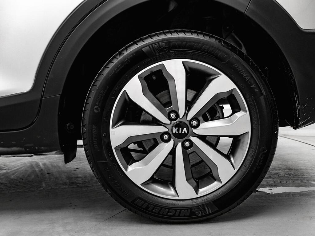 Kia Stonic 1.0 T-GDi 74kW (100CV) MHEV iMT Drive  //  62.717 km