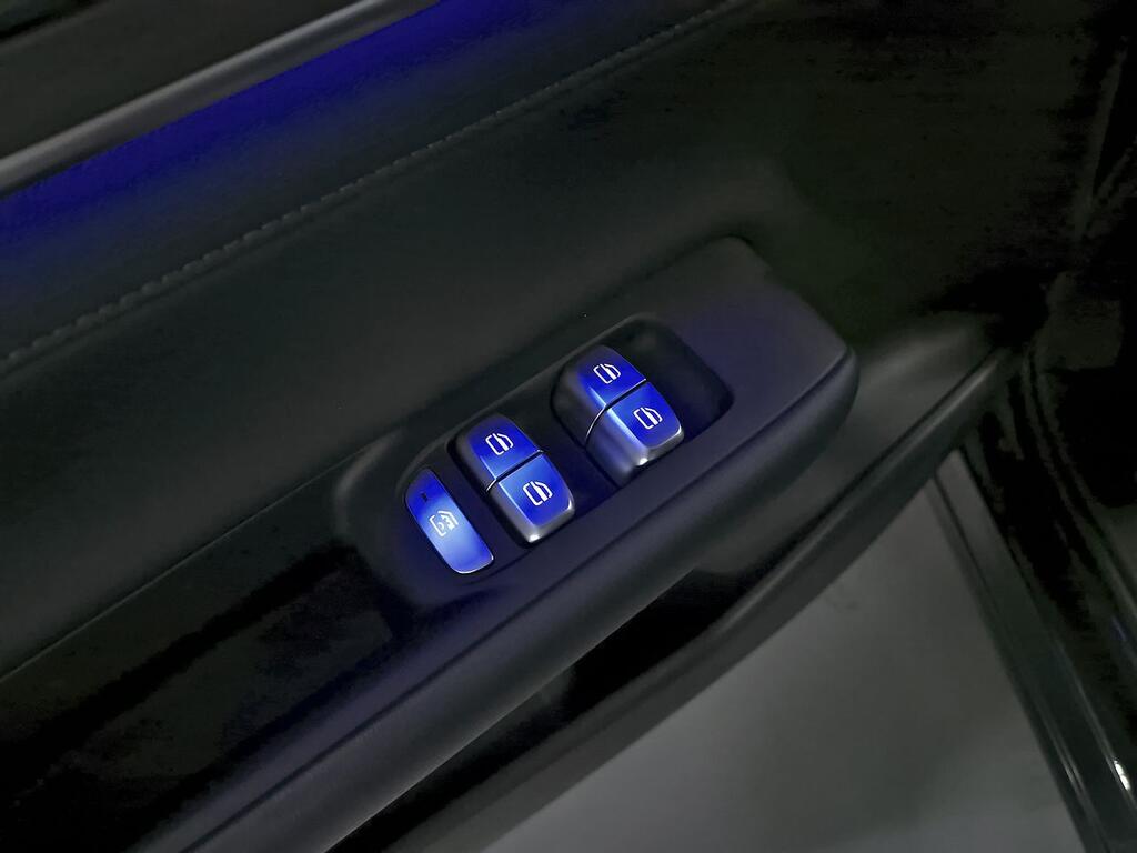 Ebro S800 1.5 TGDI PHEV Luxury E-CVT  //  7.800 km