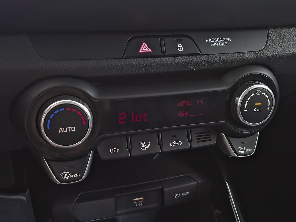 Kia Stonic 1.0 T-GDi 74kW (100CV) MHEV iMT Drive  //  59.000 km