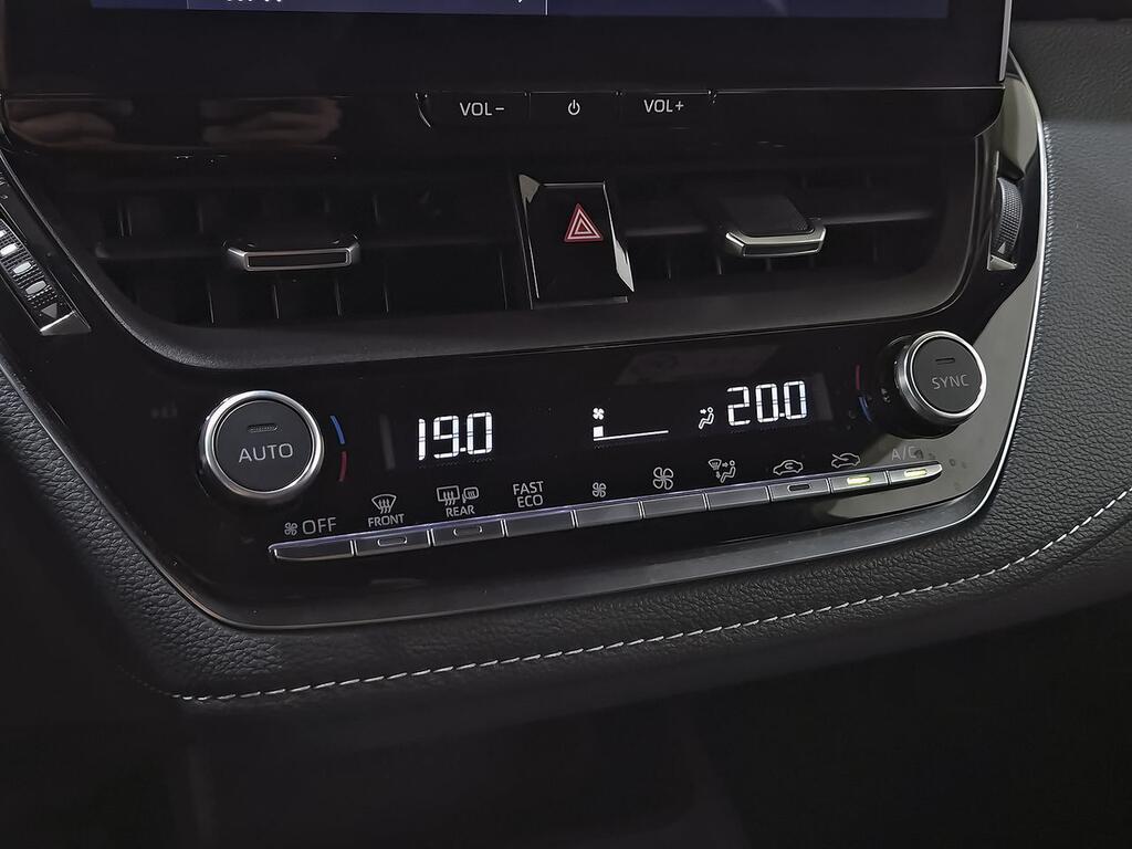Toyota Corolla 140H Active Plus (140 cv)  //   38.106 km