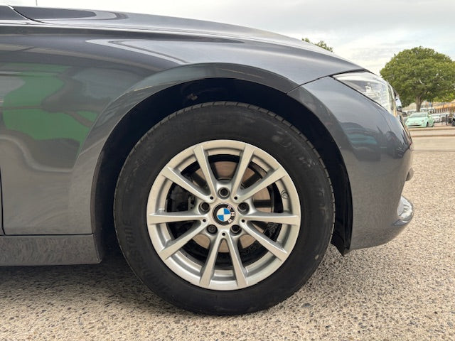BMW SERIE 3 318D AUT. 150CV // 58.872 km