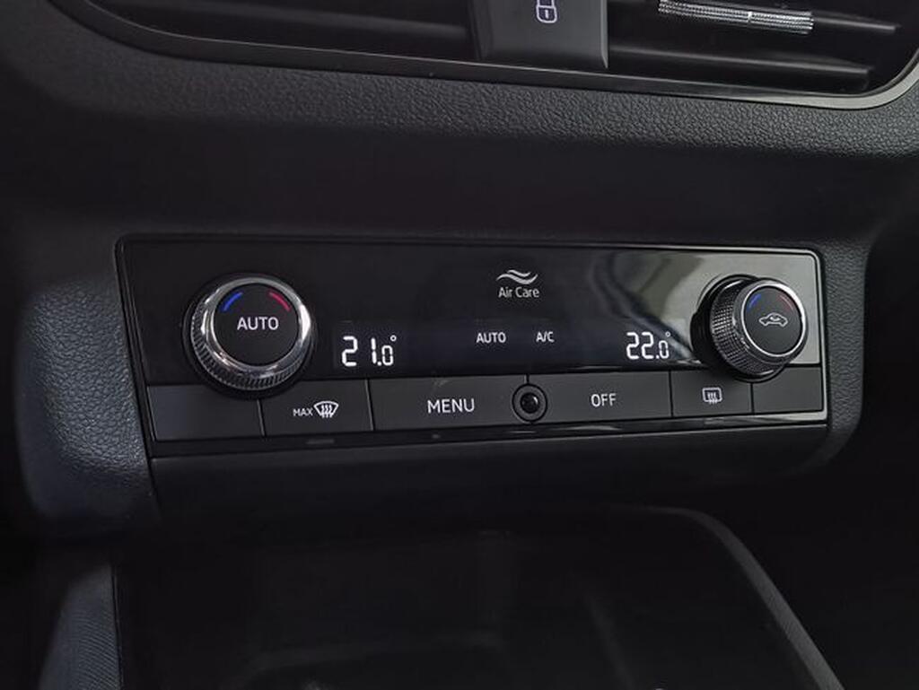 Skoda Kamiq 1.0 TSI Emotion (95cv) // 25.328km - 2022