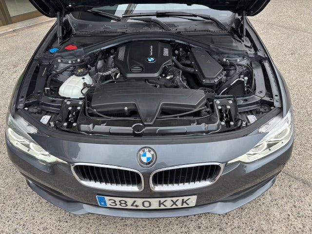 BMW SERIE 3 318D AUT. 150CV // 58.872 km