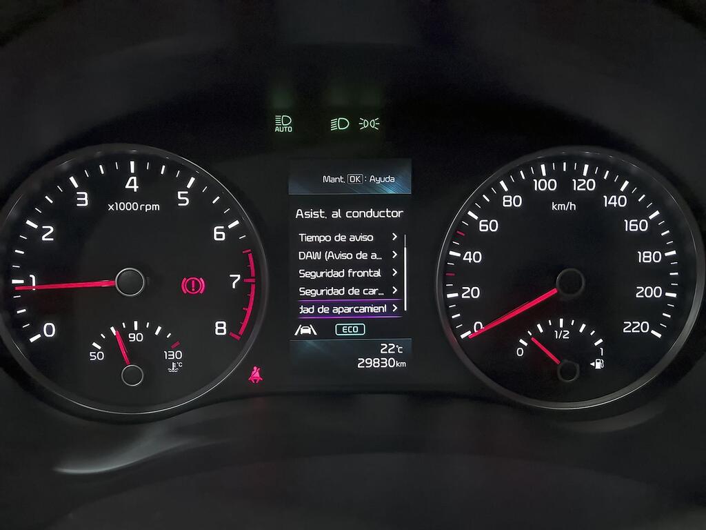 Kia Stonic 1.0 T-GDi 74kW (100CV) MHEV MT Drive  //  29.805 km