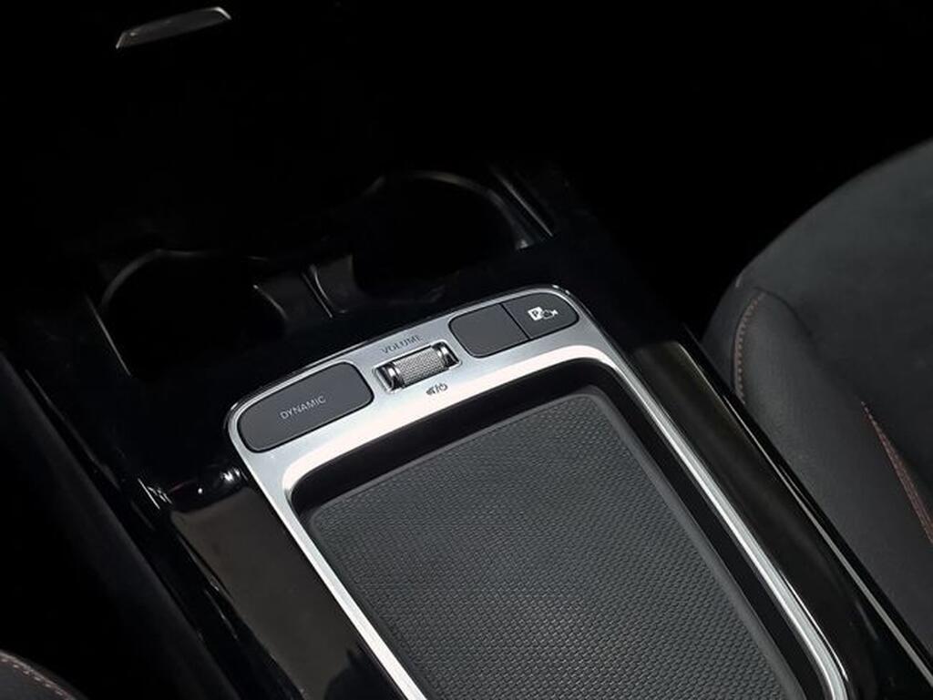 Mercedes Clase A A200d Auto. (150cv) // 50.099km - 2023
