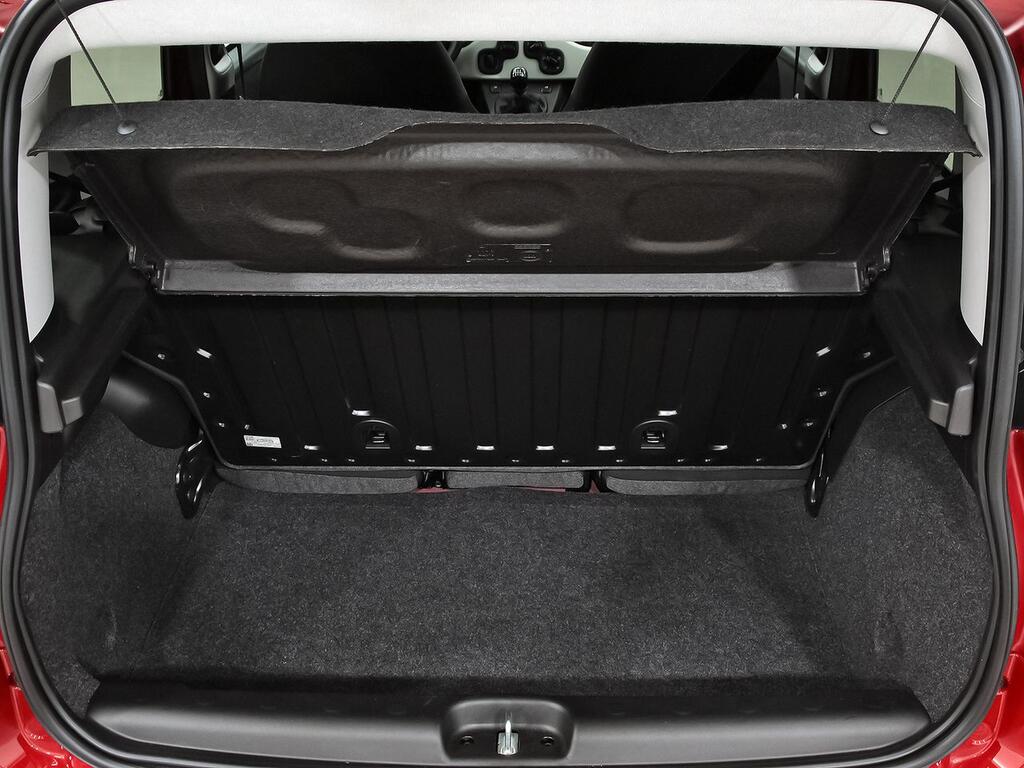 Fiat Panda Pandina 1.0 Hybrid 51kW (70cv)  //  3.750 km