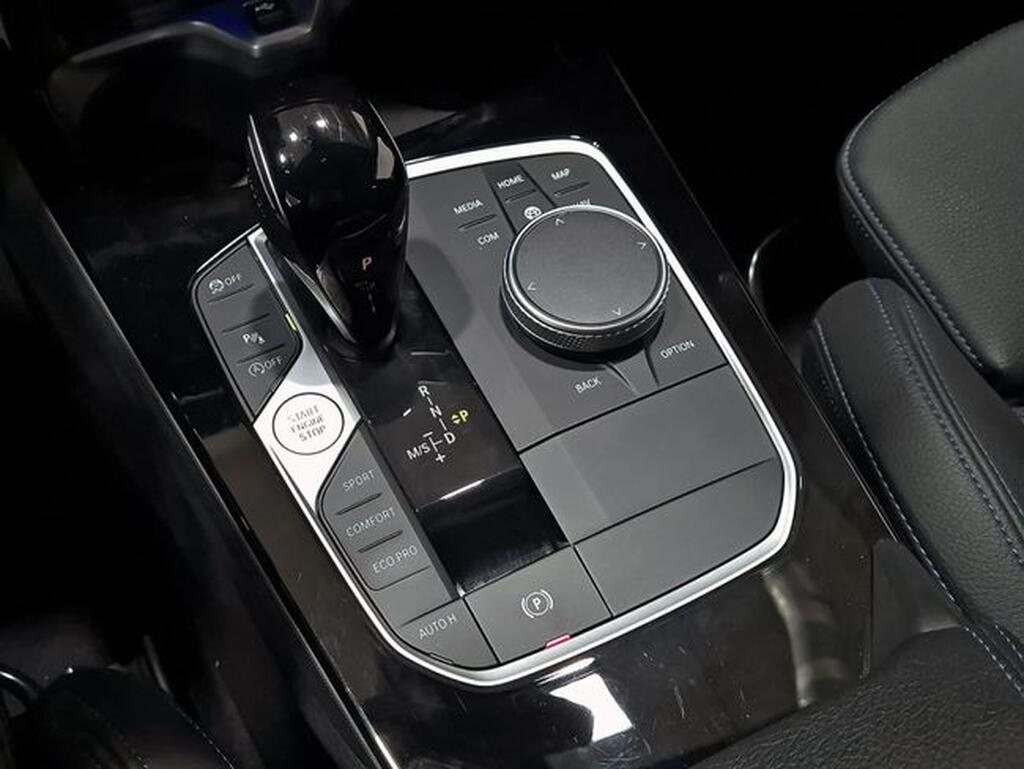 BMW Serie 1 116d Corporate Auto (116cv) // 90.946km - 2022