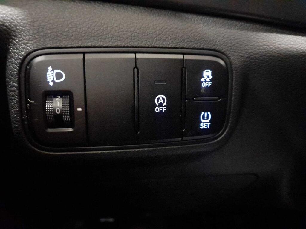 Hyundai Bayon 1.2 MPI Essence  //  43.052 km