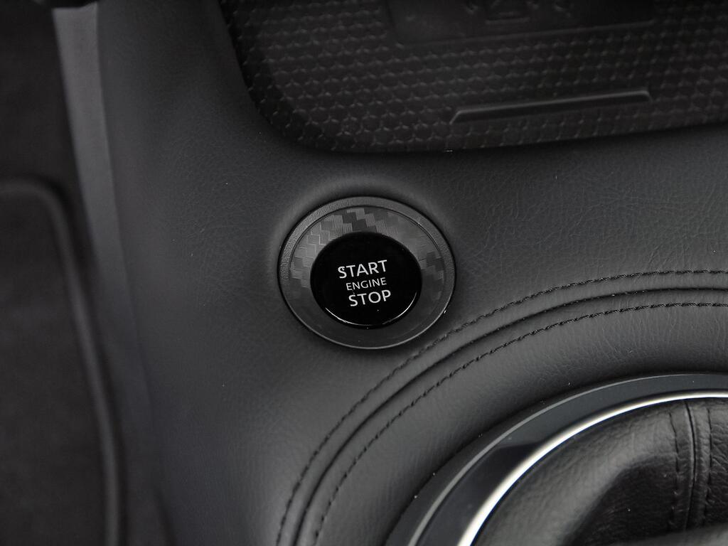 Nissan Juke DIG-T 84 kW (114 CV) 6M/T N-Connecta 114 CV