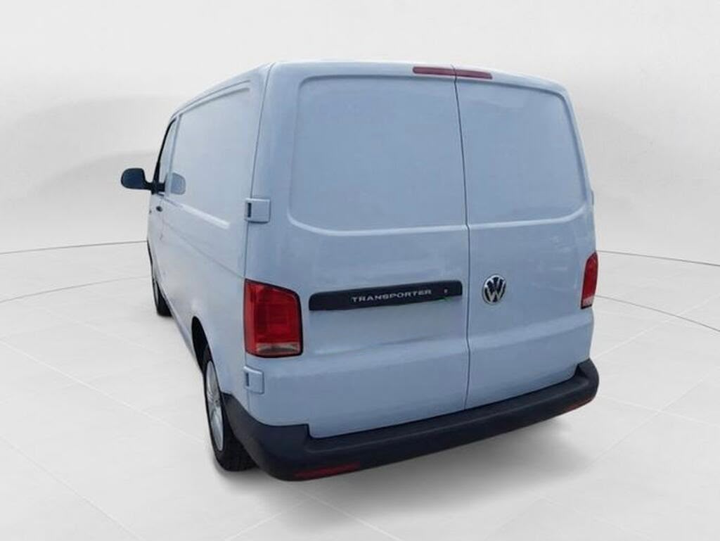 Volkswagen Transporter Furgon (110cv) // 74.897km - 2022