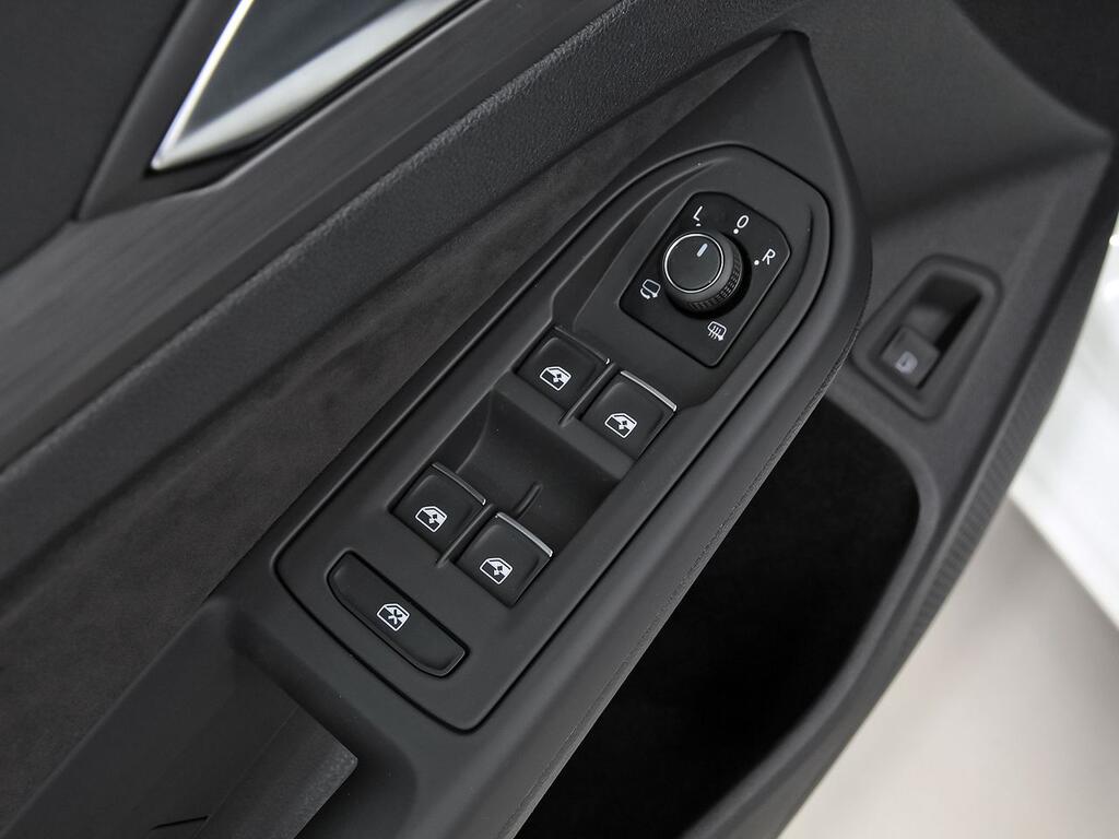 Volkswagen Golf eHybrid 1.4 TSI 150kW (204CV) DSG //  46.515 km