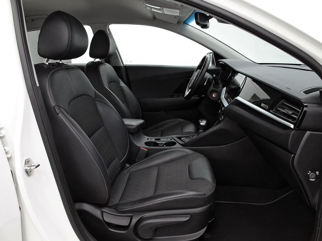 Kia Niro 1.6 GDi HEV 104kW (141CV) Drive  //  74.159 km