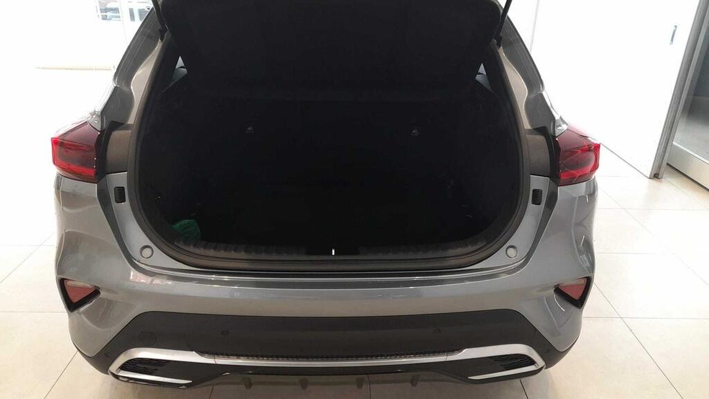 Kia XCeed 1.0 T-GDi Tech 74kW (100CV)  //  7.000 km