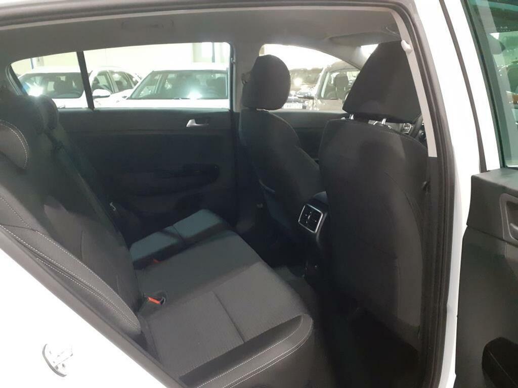 Kia Sportage 1.6 GDi 97kW (132CV) Black Edition 4x2  //  68.952 km