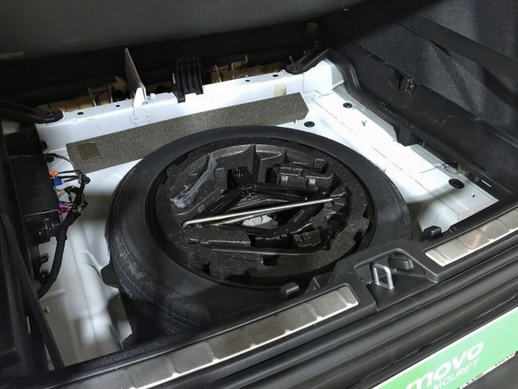 Volvo XC40 1.5 T3 R-Design (156cv) // 63.392km - 2019