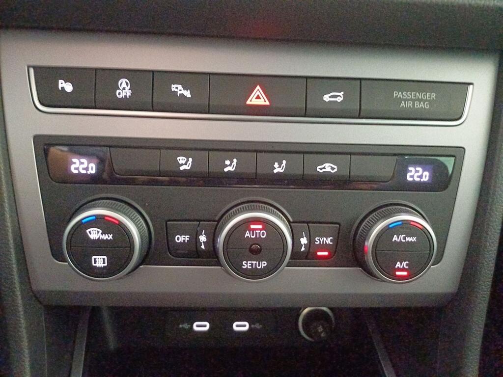 SEAT Ateca 1.5 TSI 110kW DSG FR Special Edition  //  19.318 km